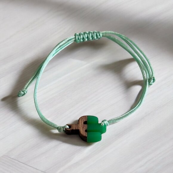 Boho Wooden Cactus Rope Bracelet - Picture 3 of 5